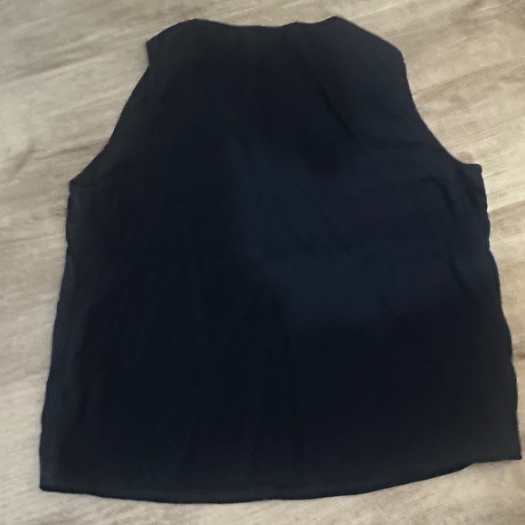 Quince Washable Silk Tank in Navy - Picture 5 of 5